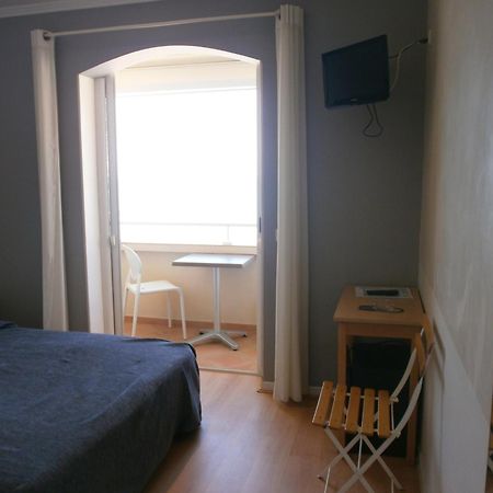 Au Tapis De Sable Hotel Saint-Cyr-sur-Mer Room photo