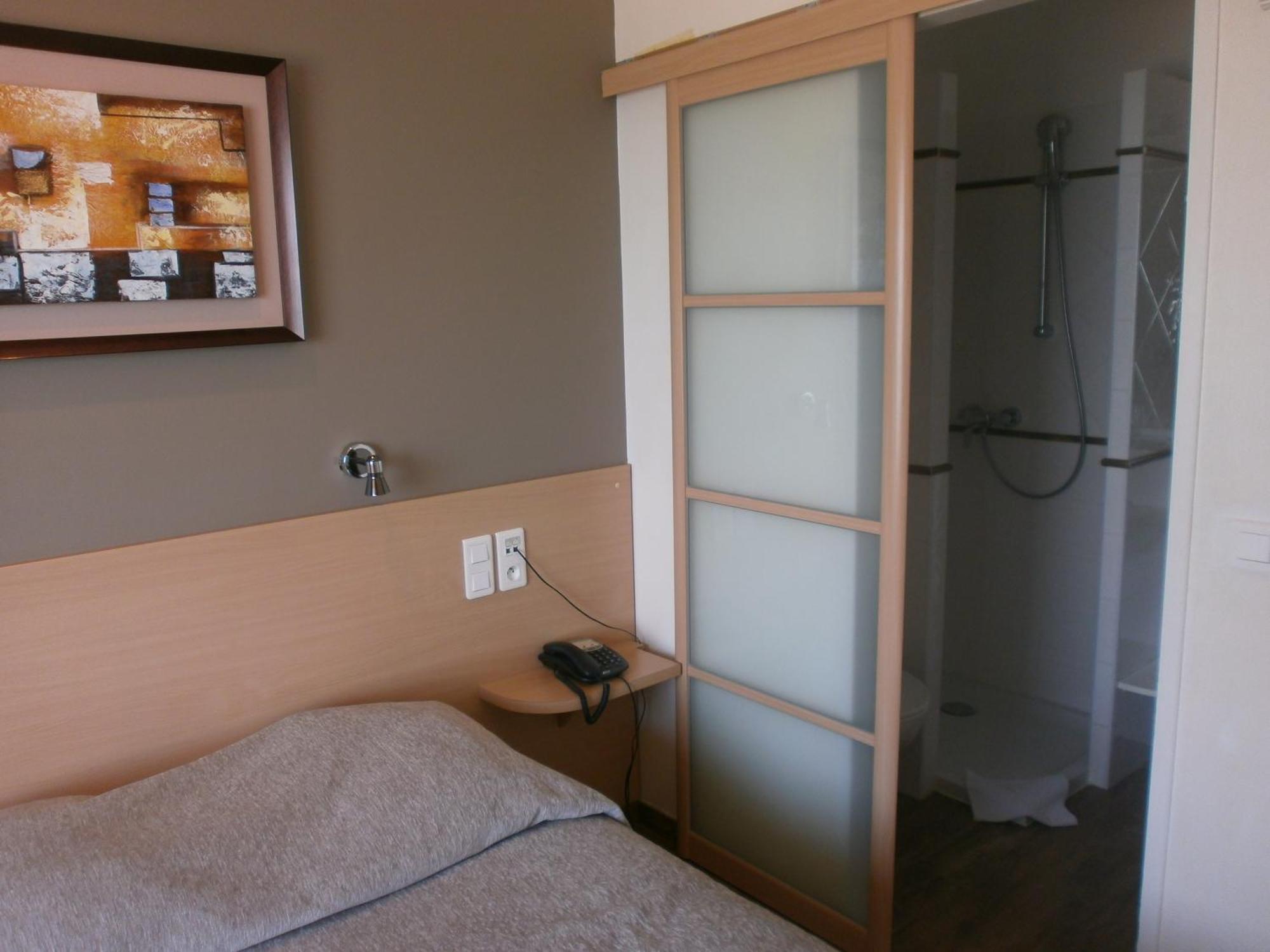 Au Tapis De Sable Hotel Saint-Cyr-sur-Mer Room photo