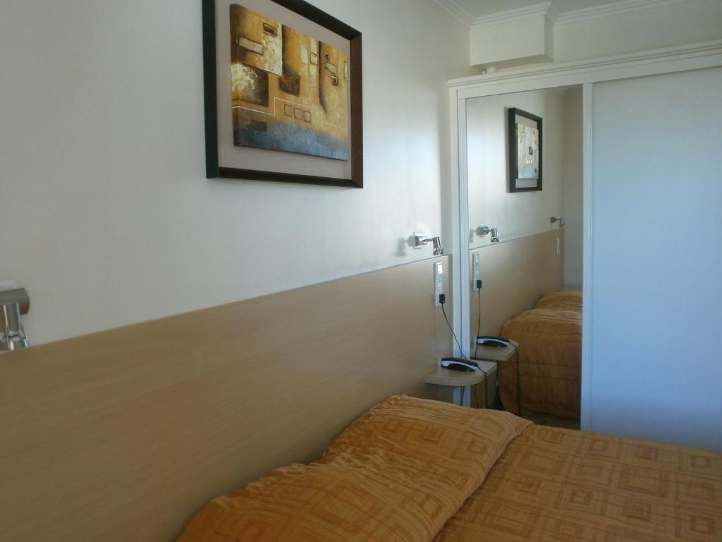 Au Tapis De Sable Hotel Saint-Cyr-sur-Mer Room photo
