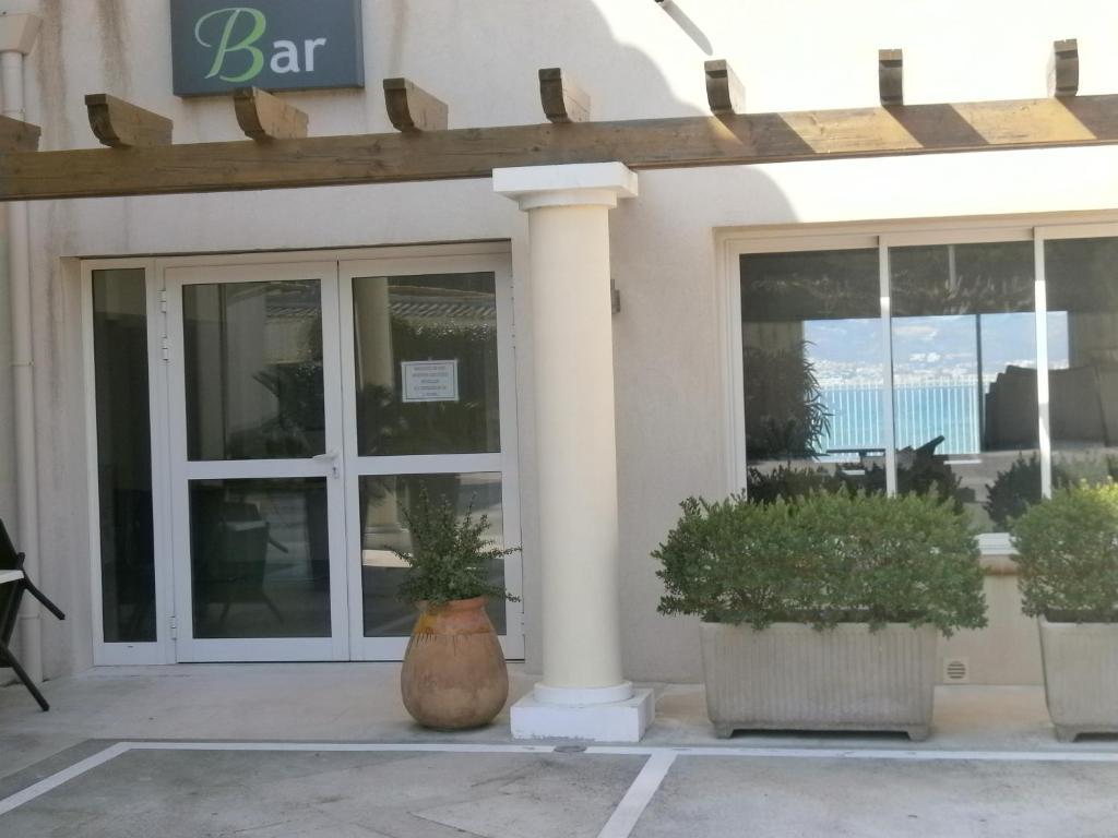 Au Tapis De Sable Hotel Saint-Cyr-sur-Mer Exterior photo