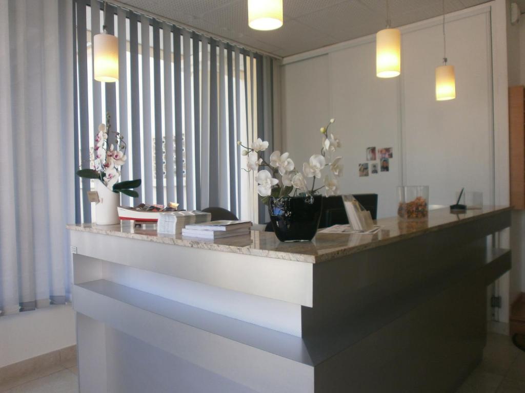 Au Tapis De Sable Hotel Saint-Cyr-sur-Mer Exterior photo